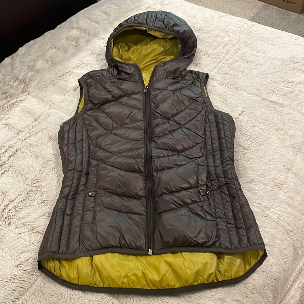 Hooded Puffer Vest